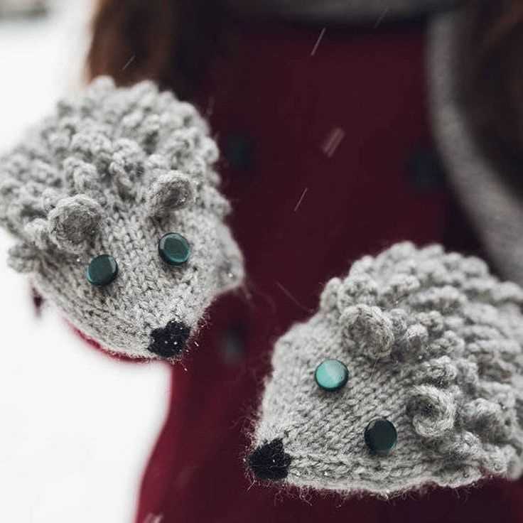Hedgehog mittens knitting pattern