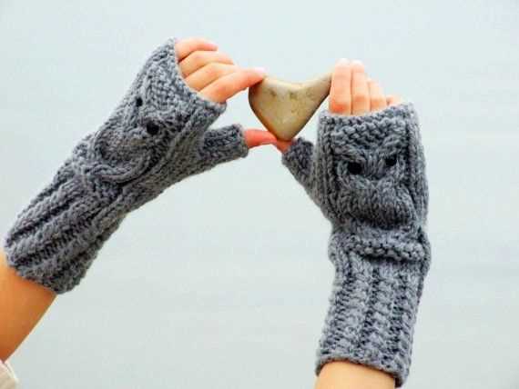 Owl gloves knitting pattern