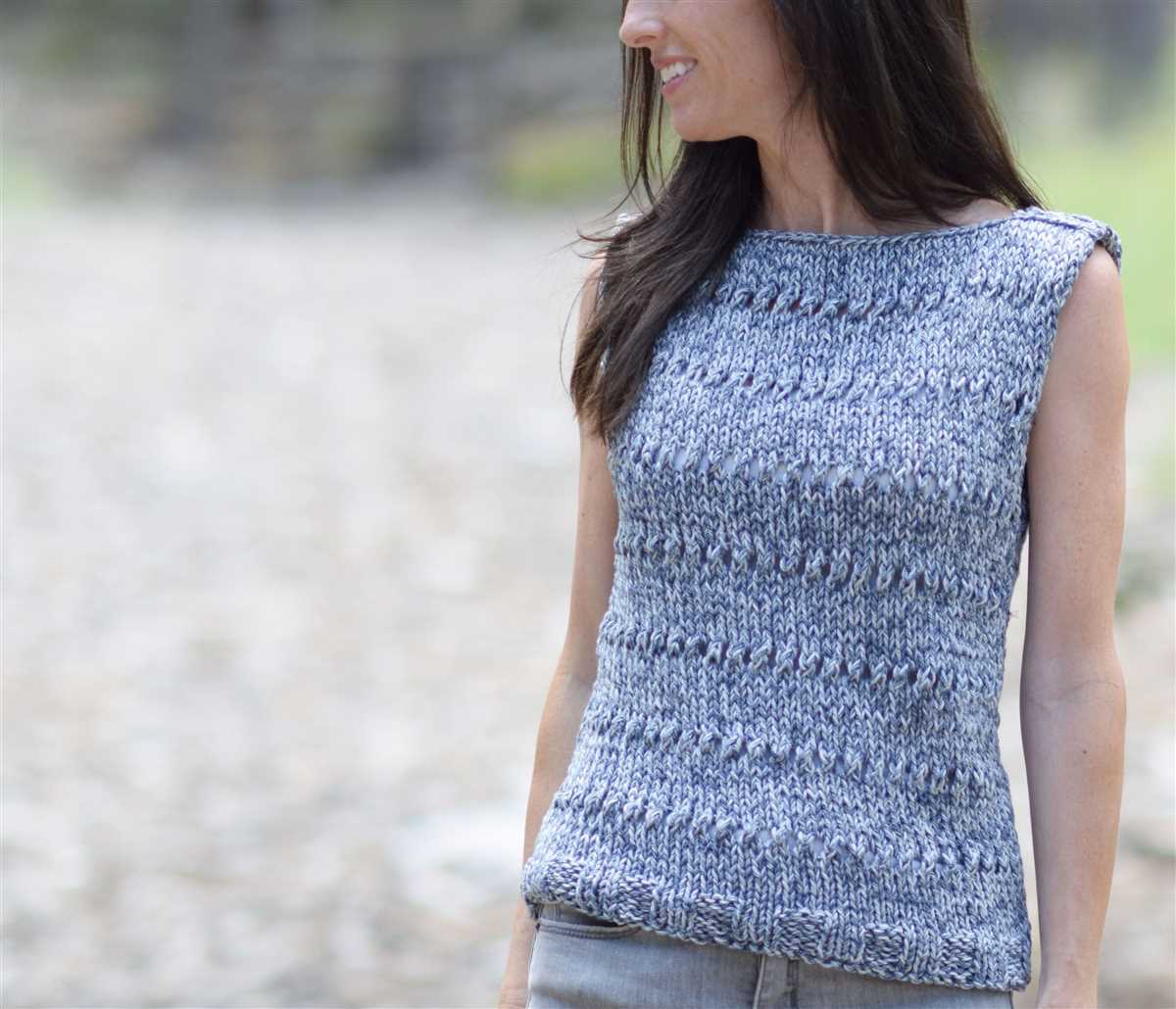 Create a stylish sleeveless top with this knitting pattern Knitting pattern for sleeveless top