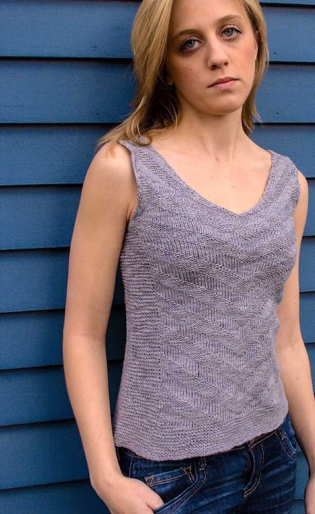 Knitting pattern for sleeveless top
