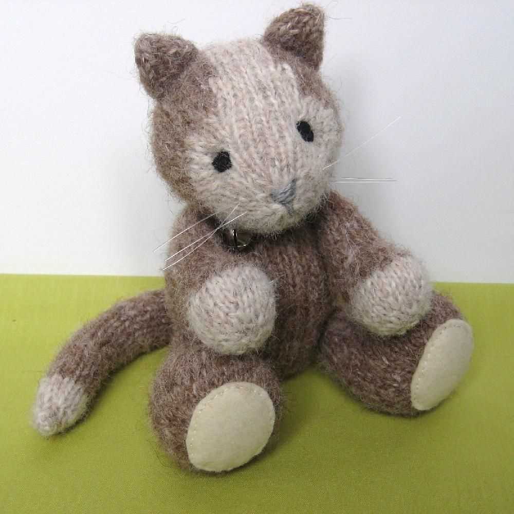 Cat toy mouse knitting pattern
