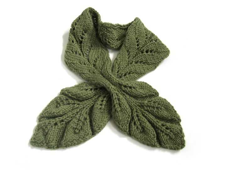 Cable knit neck warmer pattern
