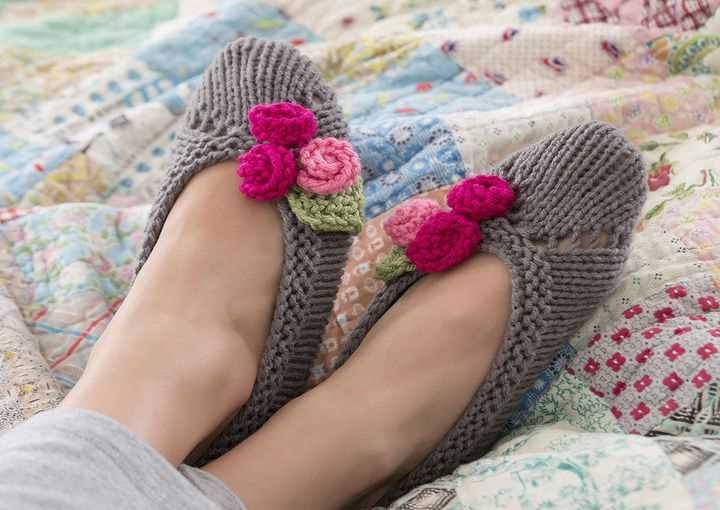 Bed slippers knitting patterns