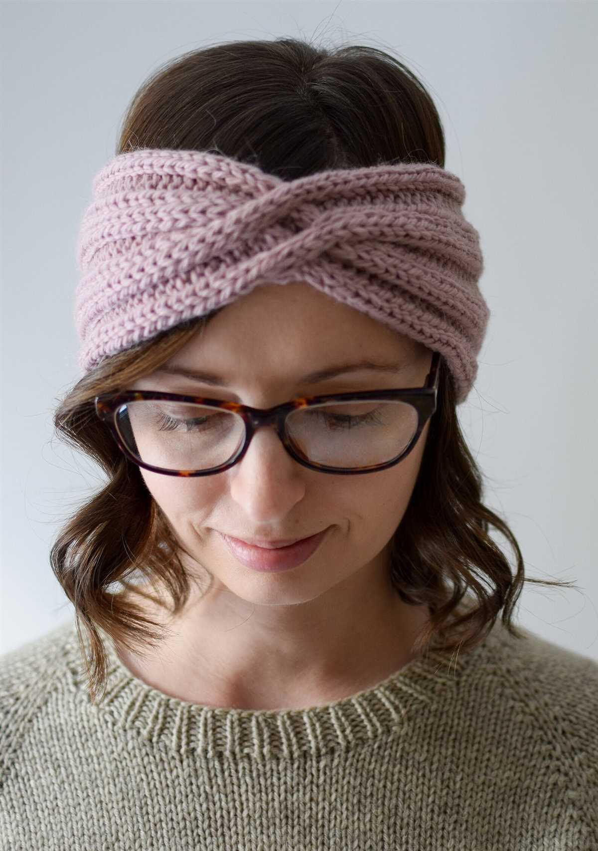 Knit headband with twist pattern