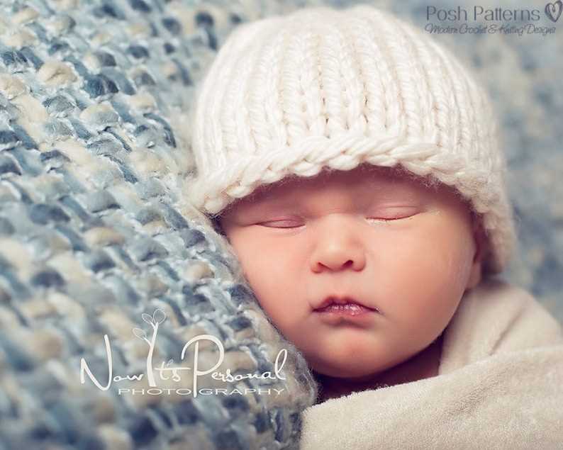 Knitted childrens beanie pattern