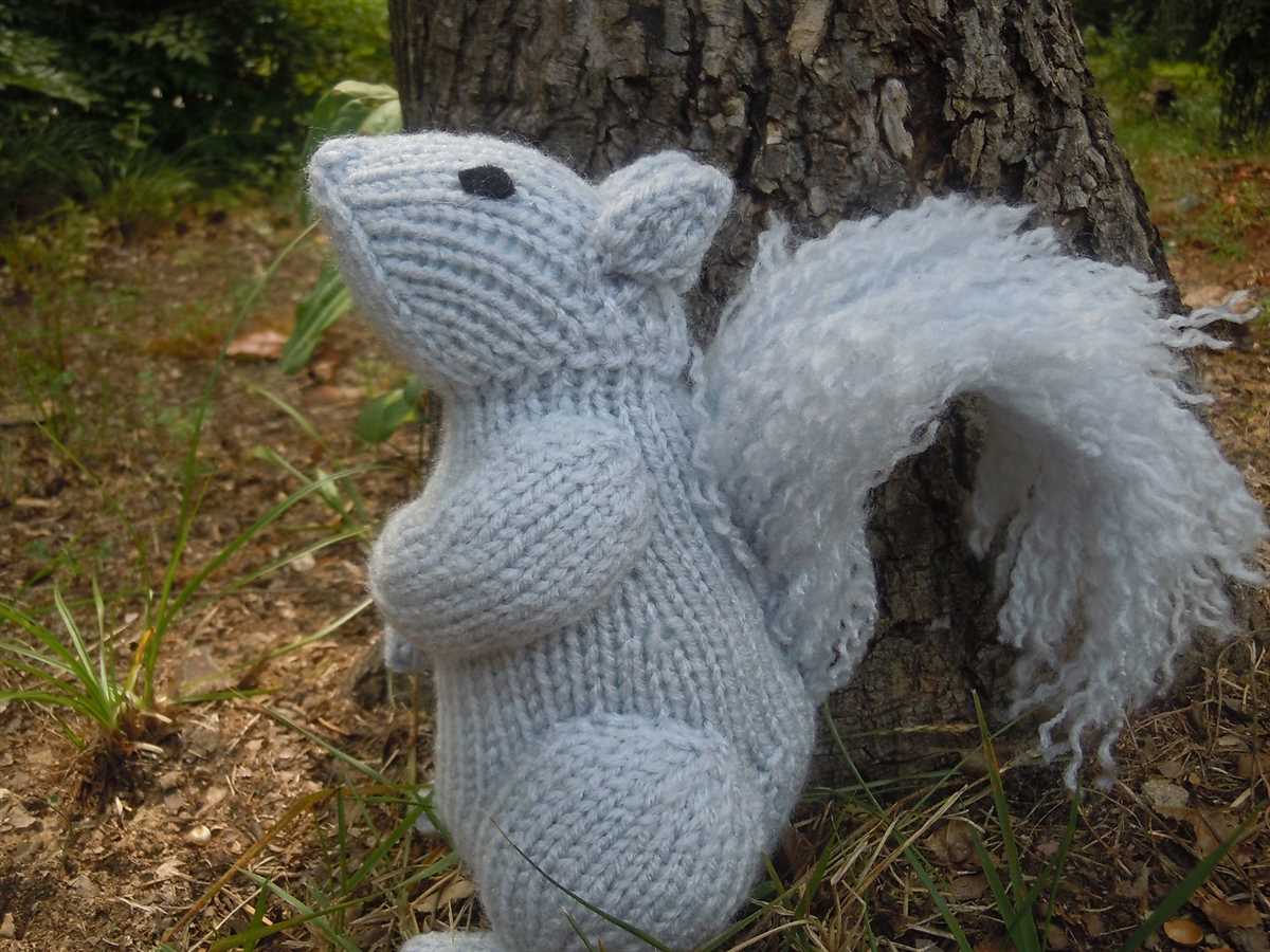 Squirrel knitting pattern
