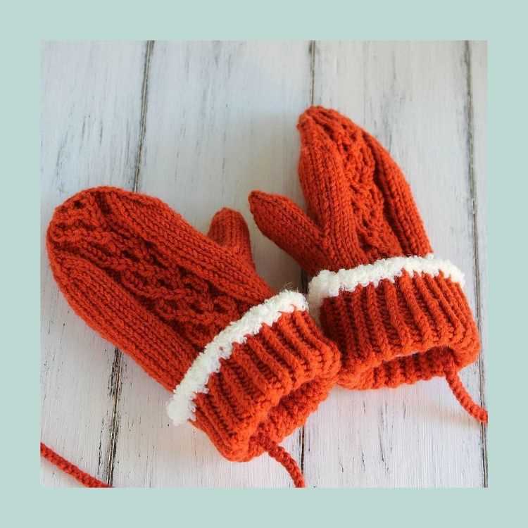 Cable knit mittens pattern