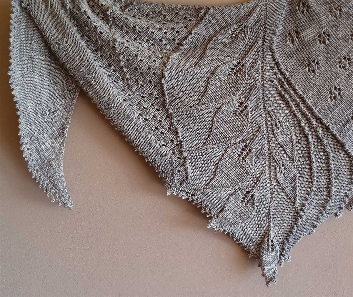 Perfect pocket shawl knitting pattern