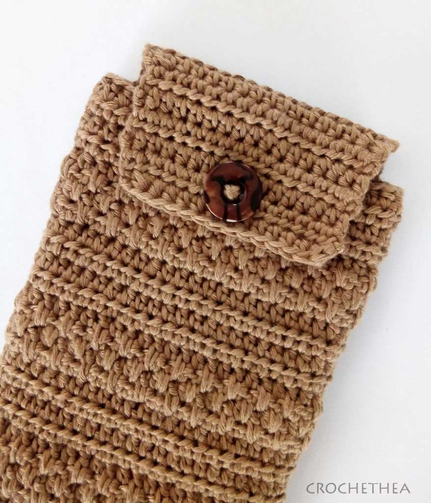 Knitted phone pouch pattern