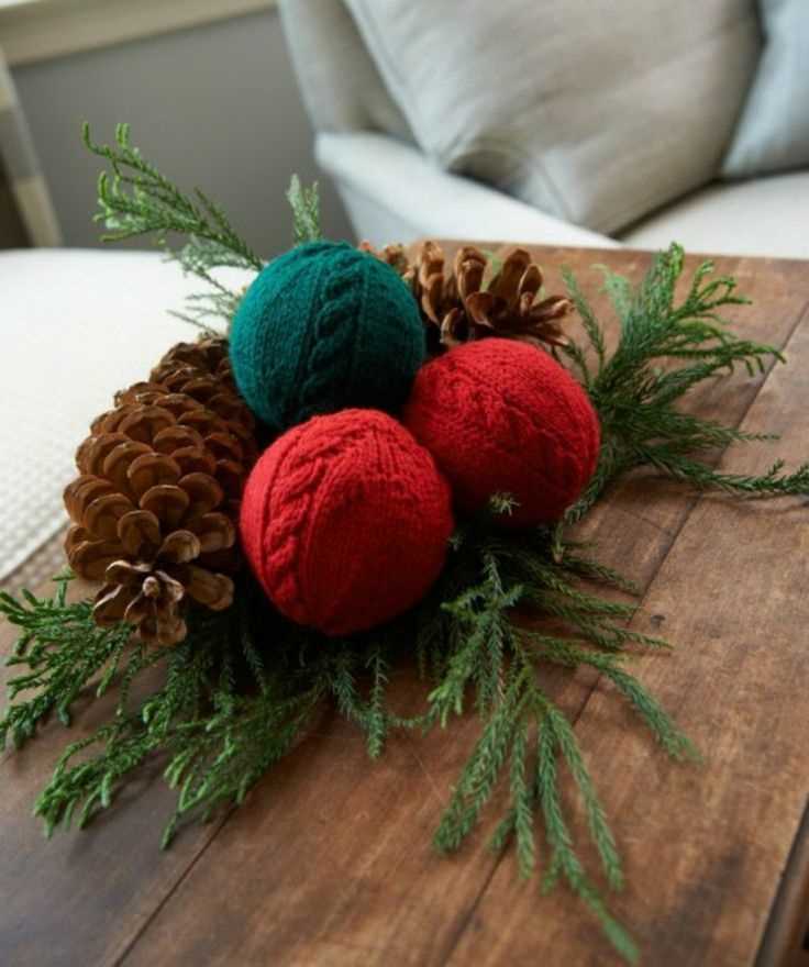 Easy christmas decoration knitting pattern