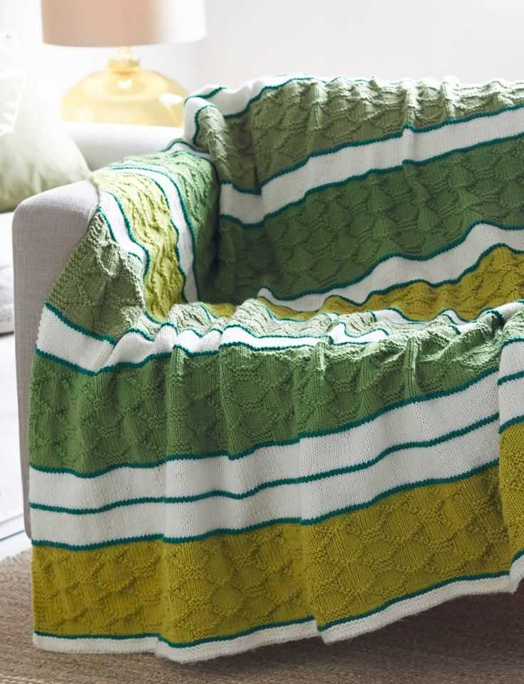 Striped knitted blanket pattern