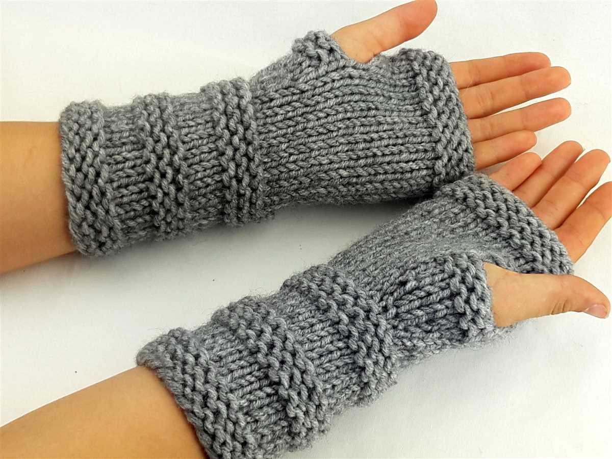 Chunky gloves knitting pattern