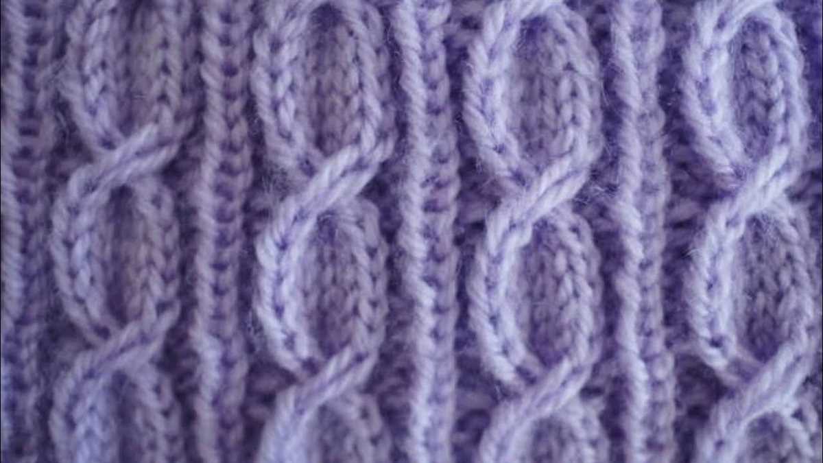 Mock cable knit pattern
