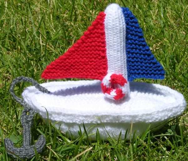 Knitted boat pattern