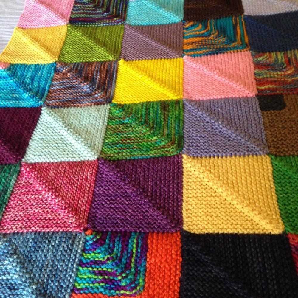 Knitting pattern diagonal squares
