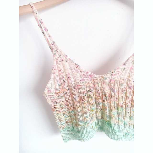 Chunky knit bralette pattern