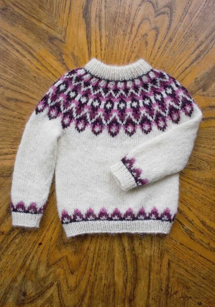 Lettlopi knitting patterns