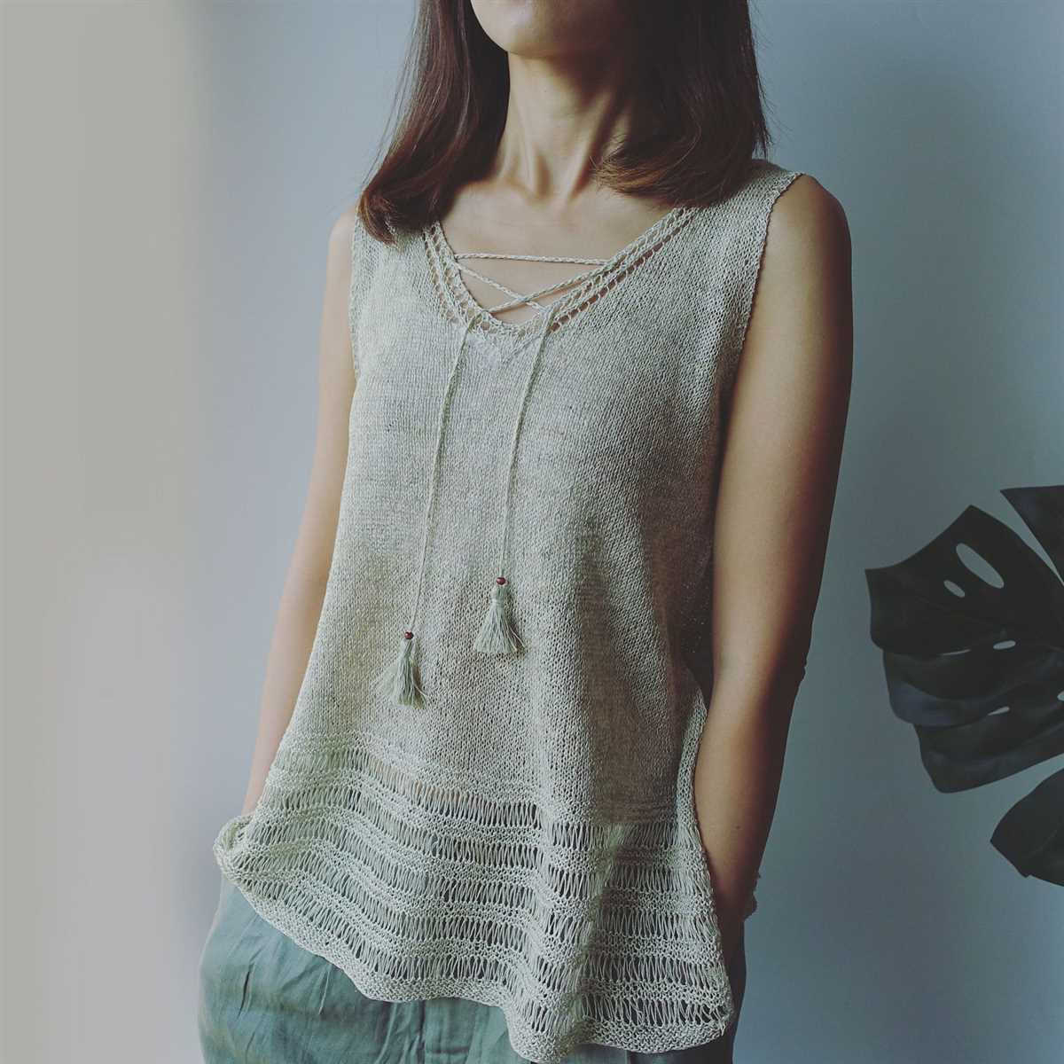 Sleeveless tunic knitting pattern