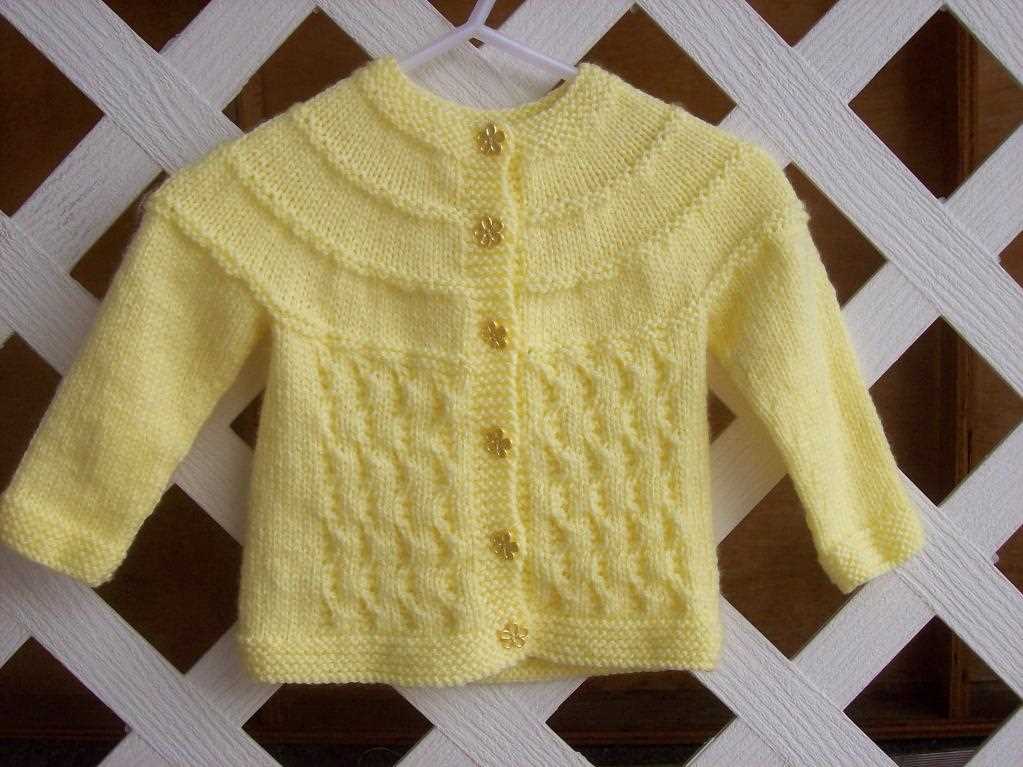 Easy child's sweater knitting pattern