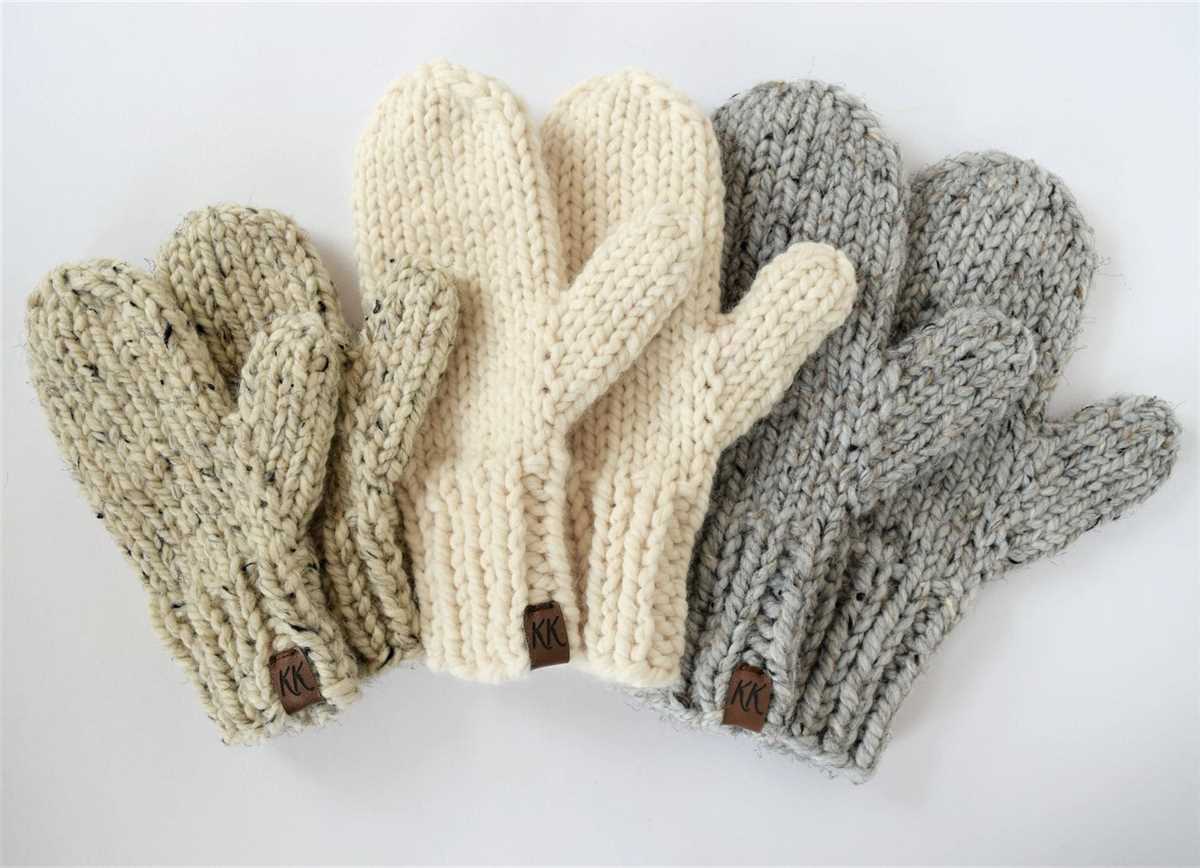 Basic mittens knitting pattern