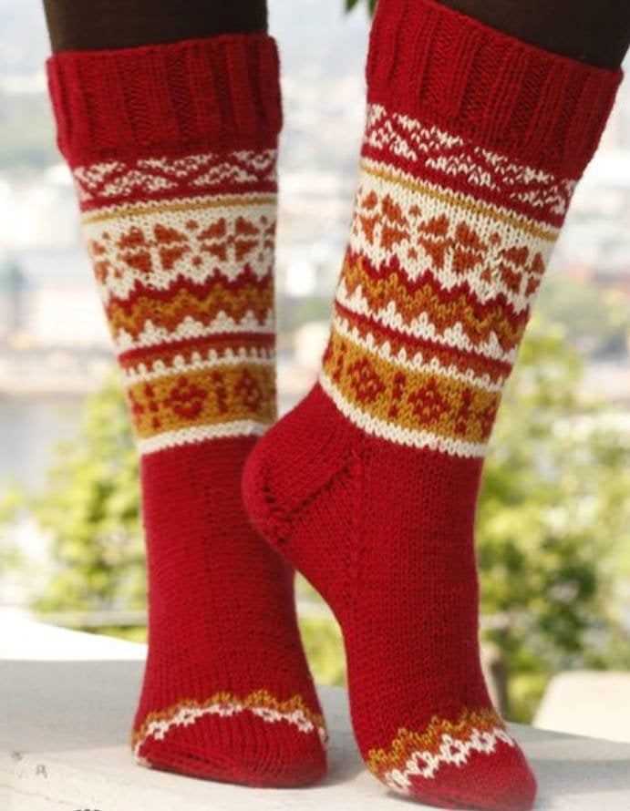 Norwegian socks knitting pattern