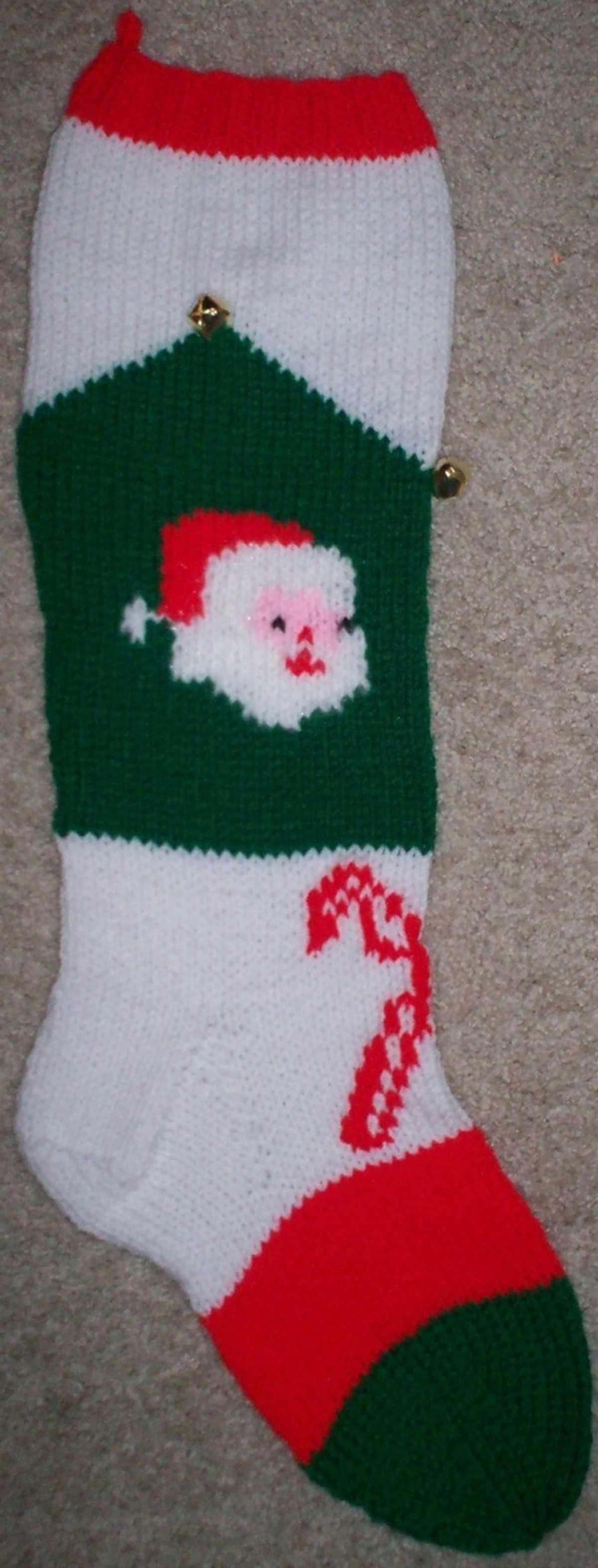 Free christmas stocking knitting pattern straight needles for beginners