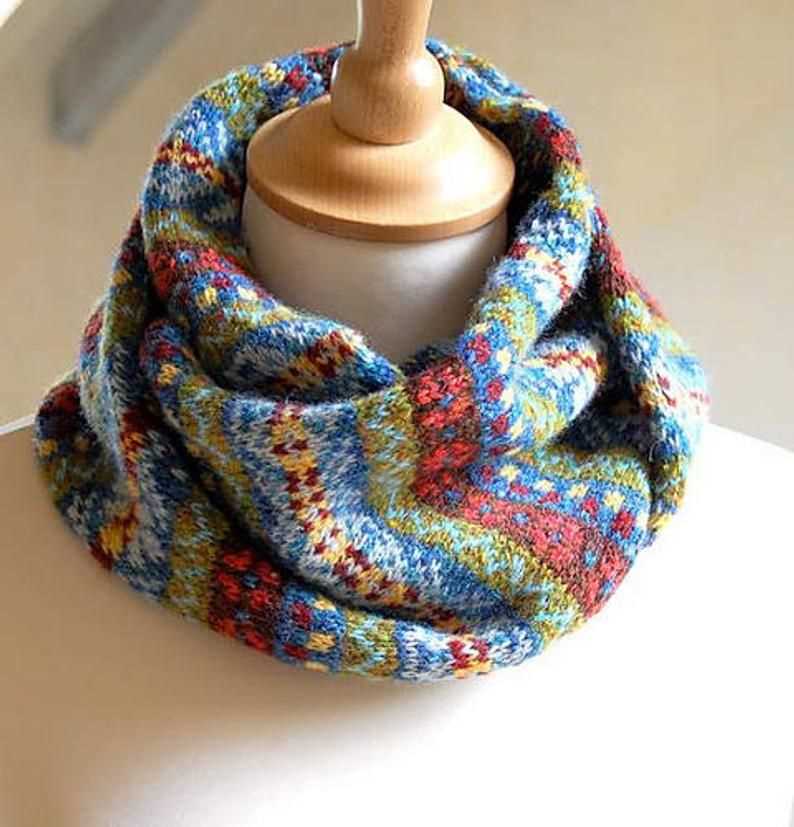 Mobius scarf knitting pattern