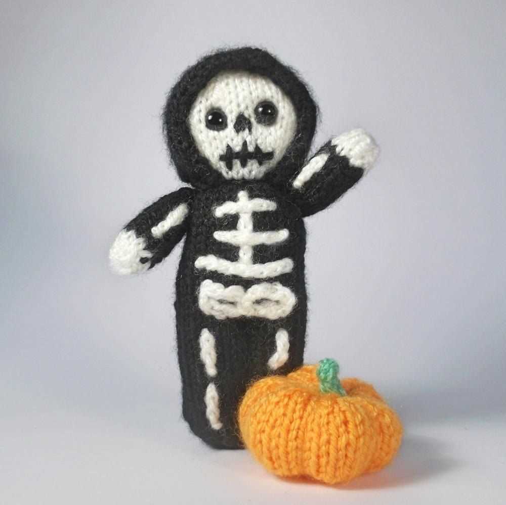 Halloween knitting pattern