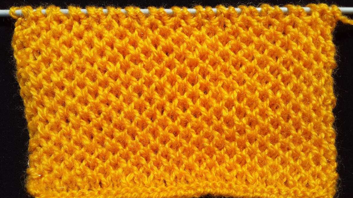 Honeycomb knitting pattern in the round