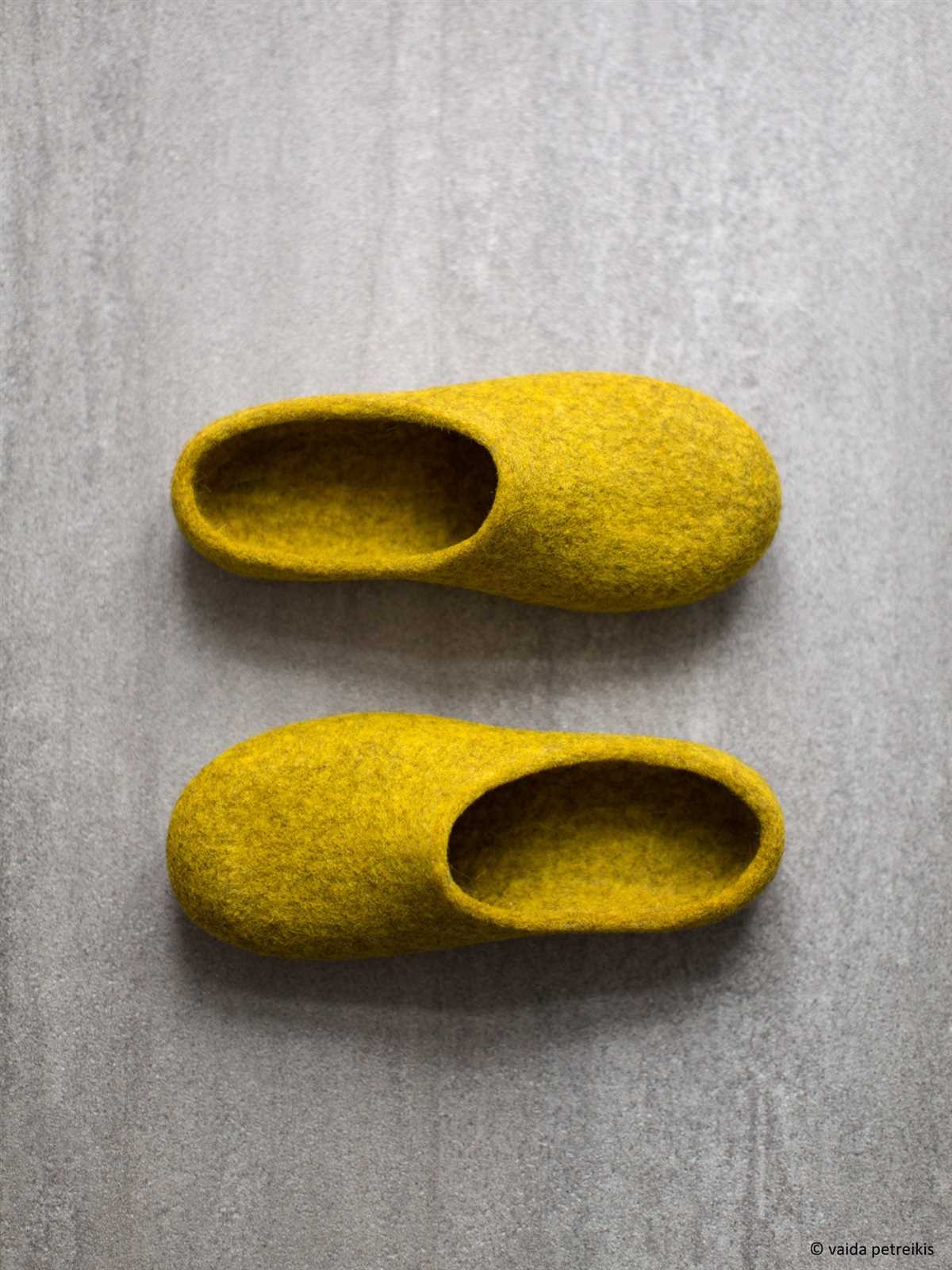 Free felted clogs knitting pattern