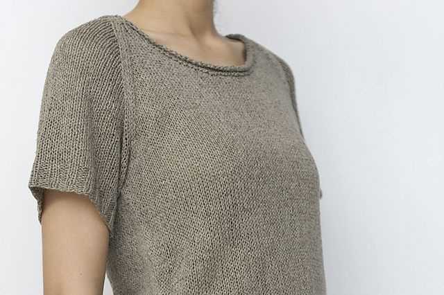 Scoop neck knitting pattern