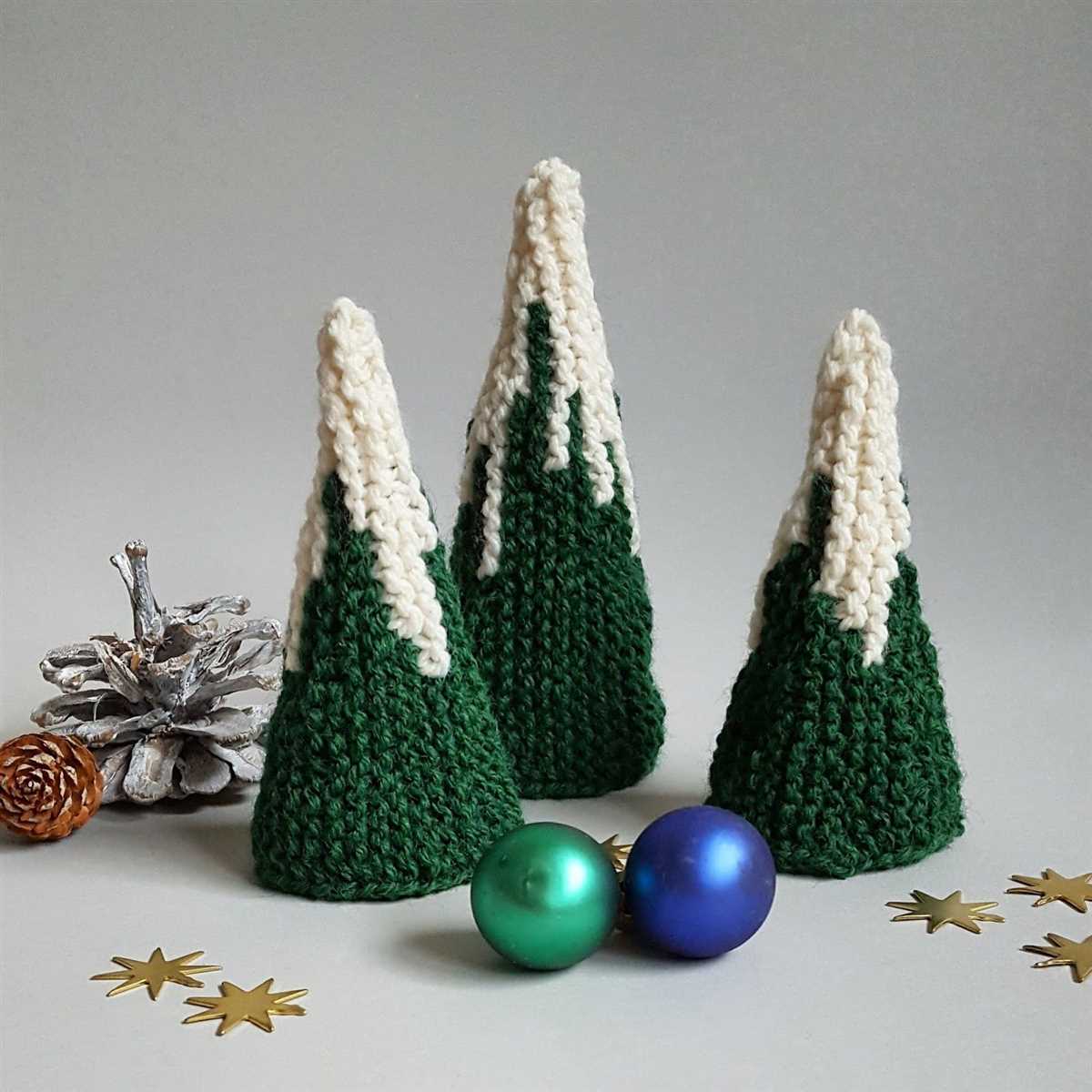 Handmade Ho-ho-holiday - Discover Festive Knitting Patterns for Your Christmas Tree Free xmas tree knitting patterns