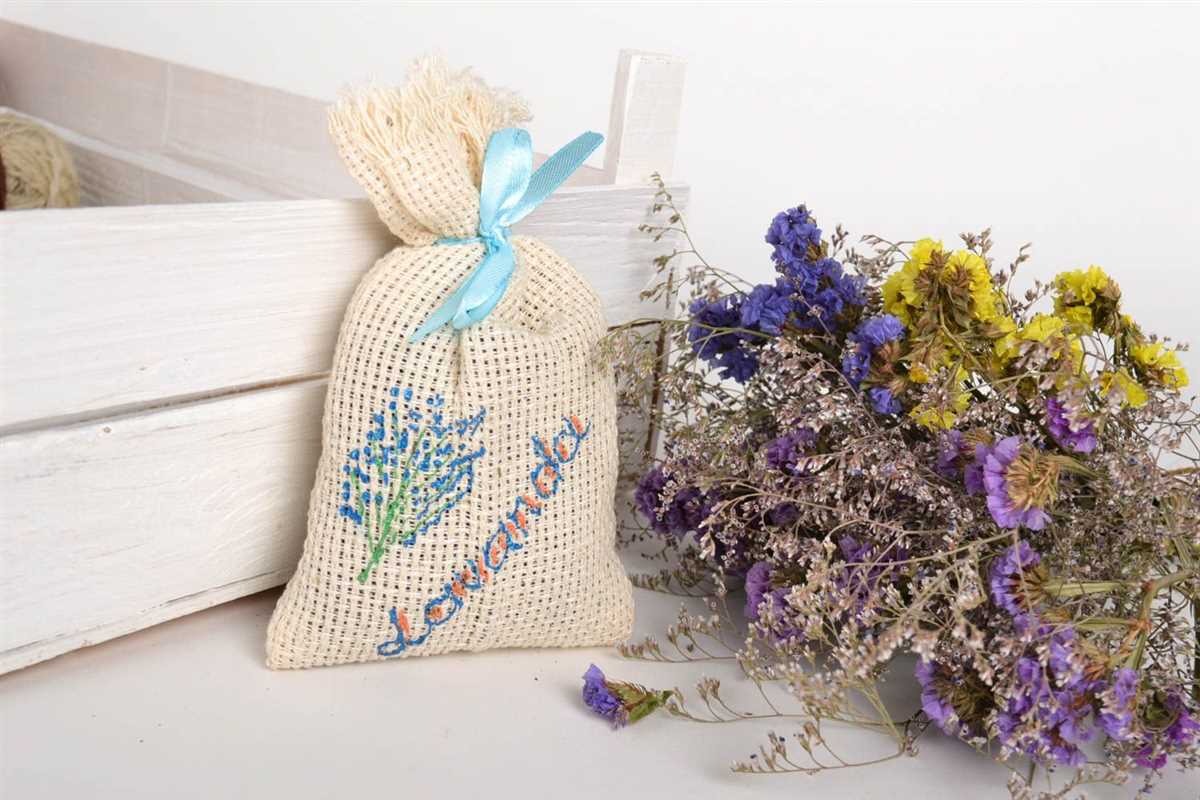 Knitted lavender bags free pattern