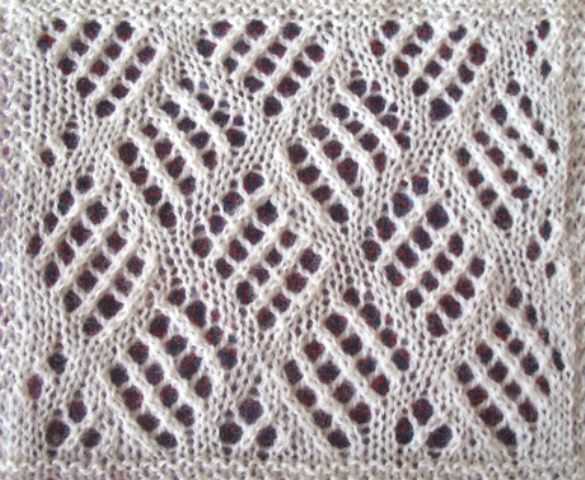 Open mesh knitting pattern