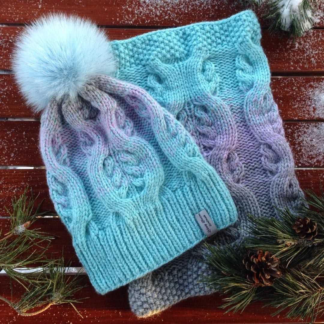 Gradient scarf knitting pattern