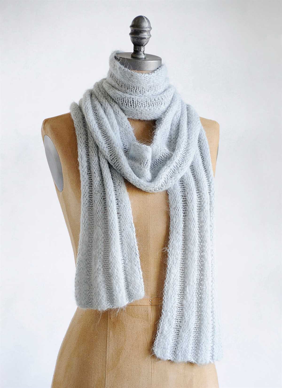 Knitted scarf patterns for alpaca yarn