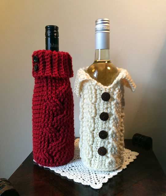 Knitted wine glass cozy pattern