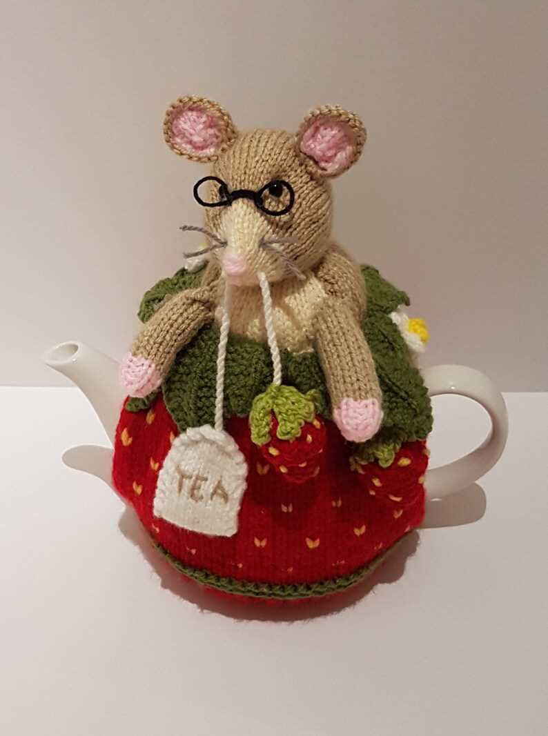 Christmas pudding tea cosy knitting pattern free