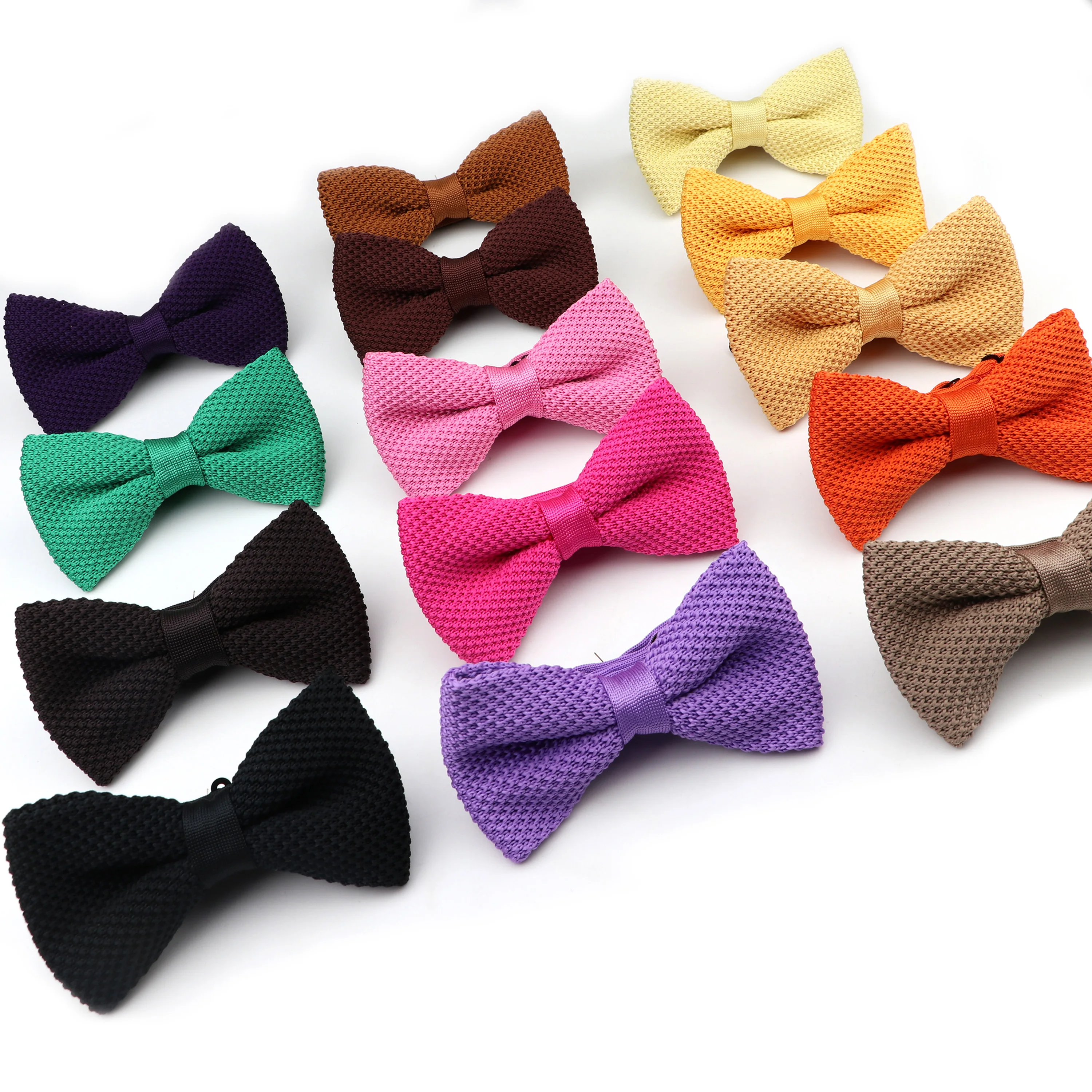 Knitted bow tie pattern