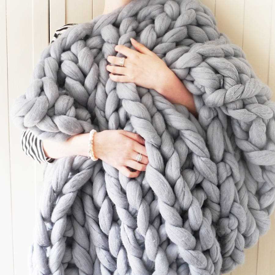 Thick knit blanket pattern