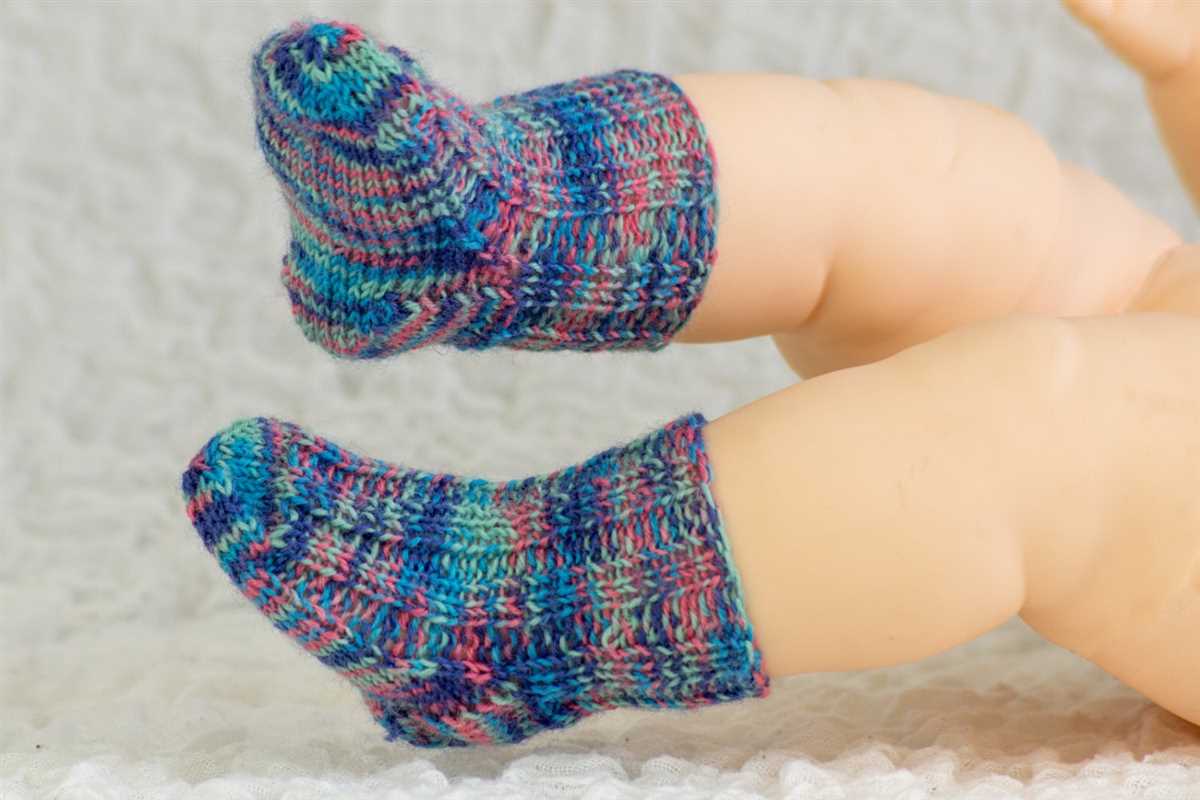 Doll socks knitting pattern