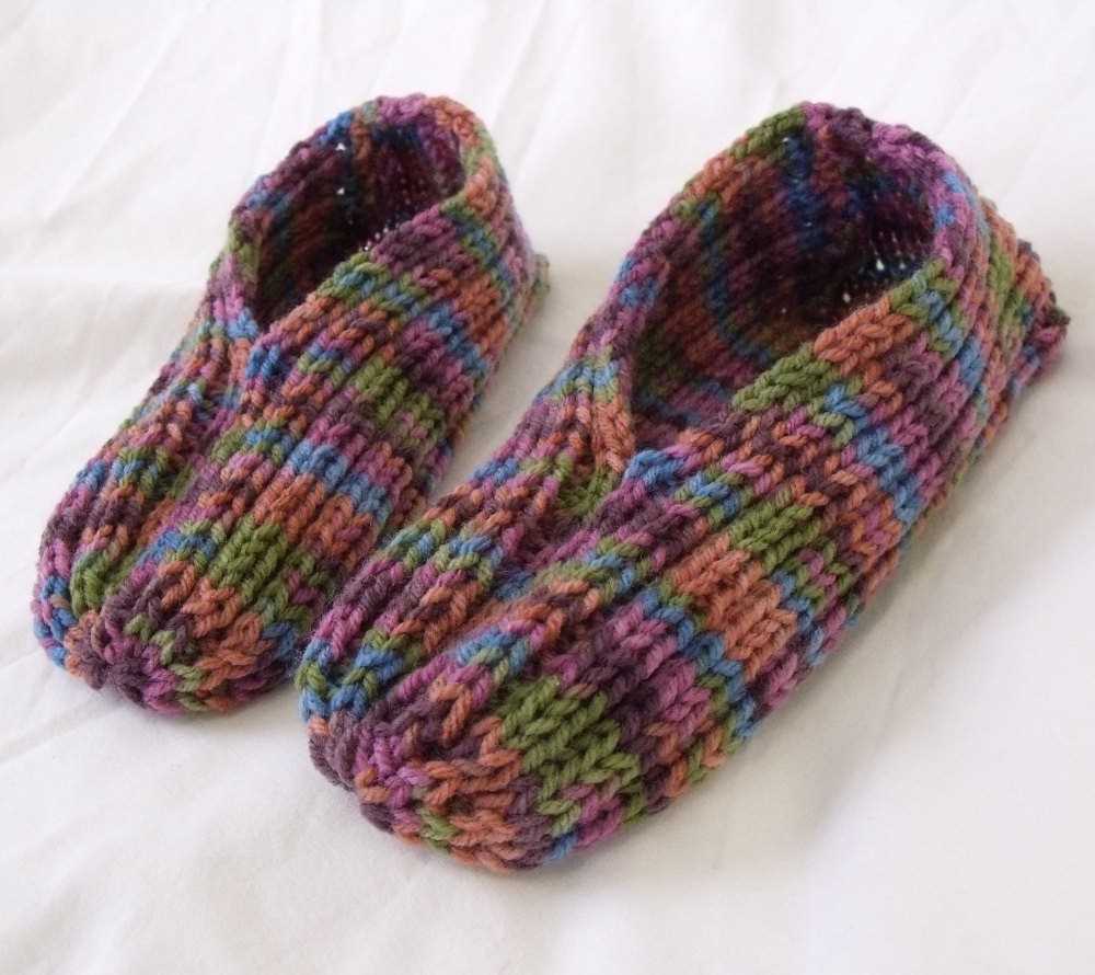 Hand knit slippers pattern