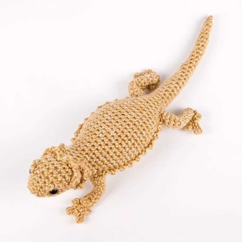 Bearded dragon knitting pattern