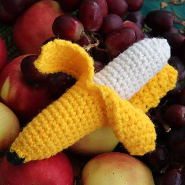 A Guide to Creating Your Own Knitted Banana Knitted banana pattern