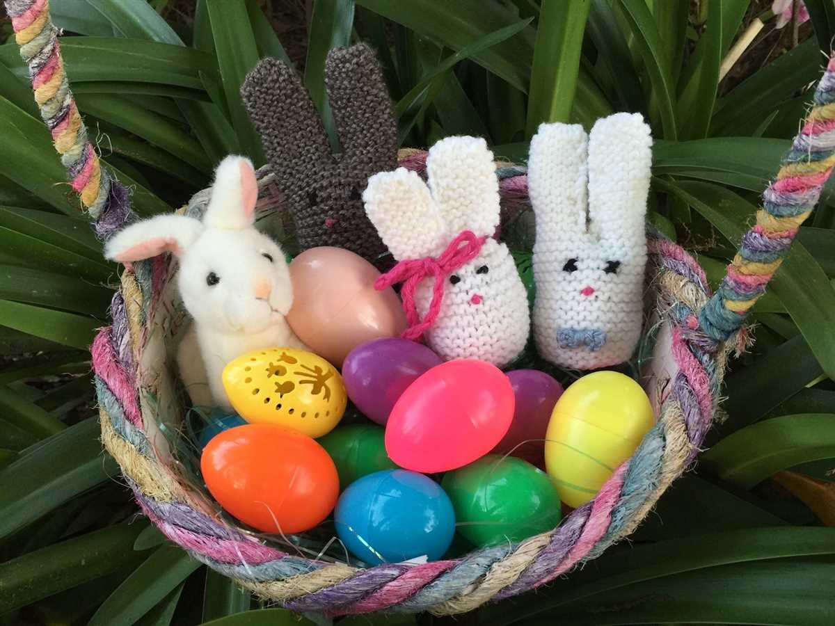 Knit a Cute Bunny Egg Cozy with this Free Pattern Free bunny egg cosy knitting pattern