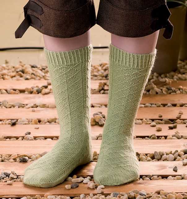 Avocado sock knitting pattern free