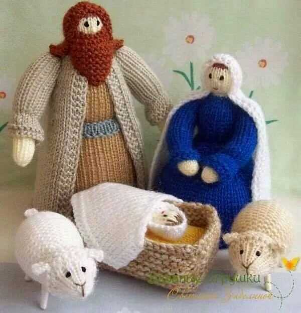 Knitted nativity figures pattern