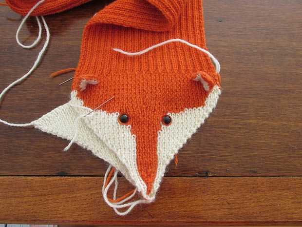 Knit a Free Pattern for a Fox Scarf Fox scarf knitting pattern free