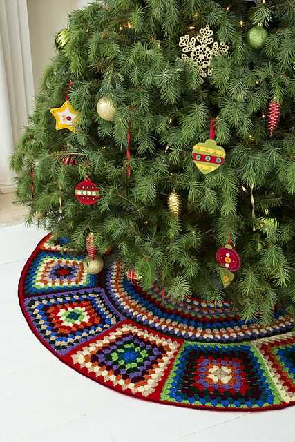Knit christmas tree skirt pattern