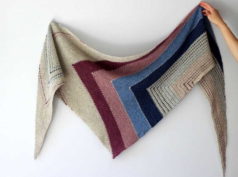 Perfect pocket shawl knitting pattern
